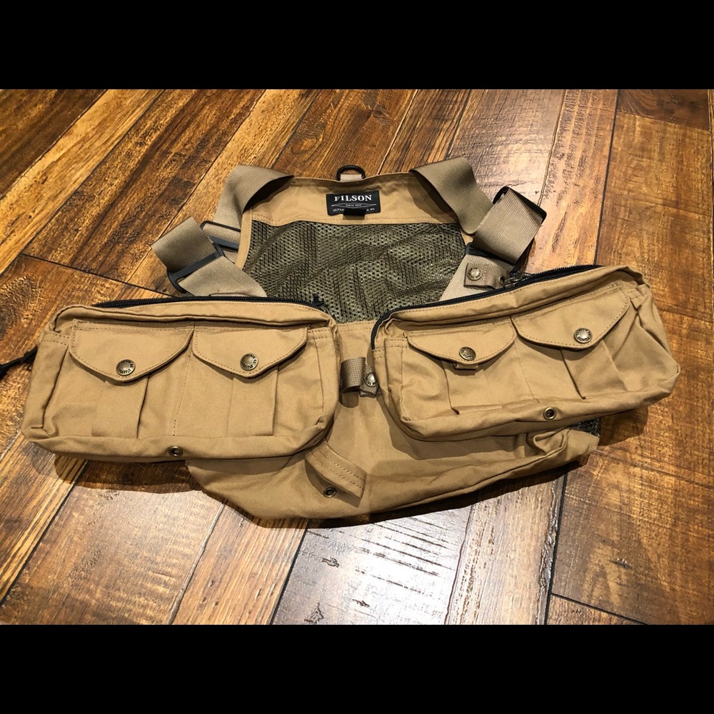 Filson mesh fishing strap vest